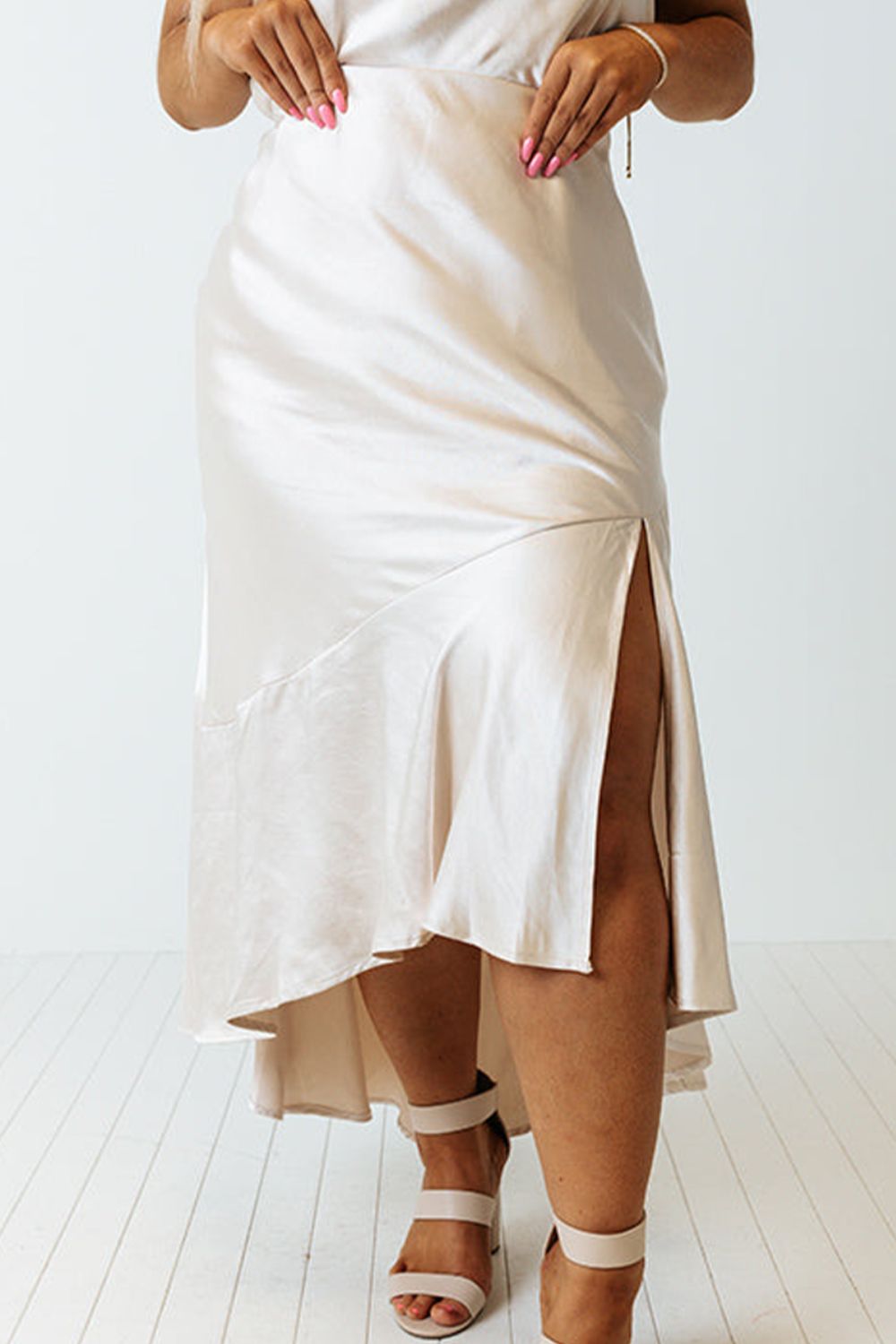 Ari Slit Ruffled Skirt